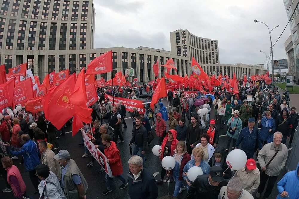 Митинг на Академика Сахарова. Митинг партии КПРФ. Проспект Сахарова 2011 коммунисты. Протест КПРФ. Левые коммунисты выступали против