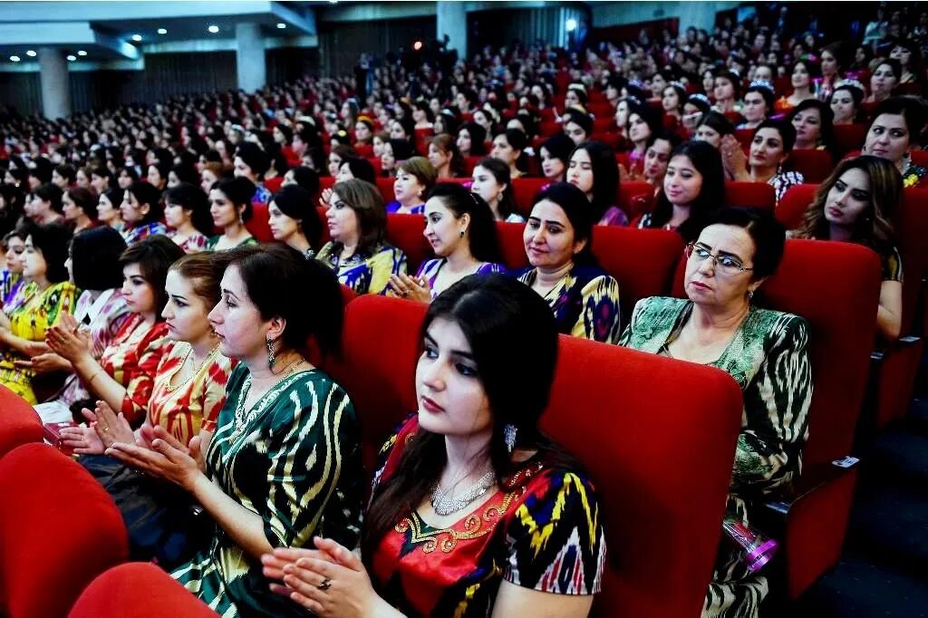 Рахмон зарина эмомали. Таджикистан центр душанбе. 14 душанбе. Таджикистан сити 2021 душанбе сити. 14 душанбе.