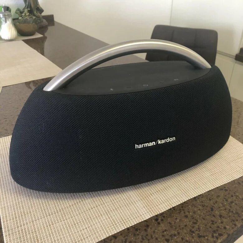 Колонка harman kardon go play