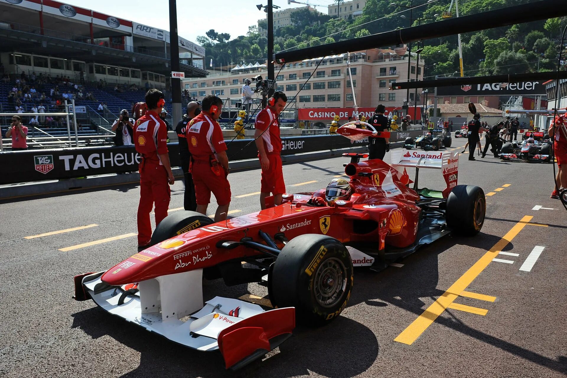 Про формулу 1. Феррари ф1. Ferrari f1 2011. Формула 1 Феррари 2011. Болид ф1 Феррари 1999.