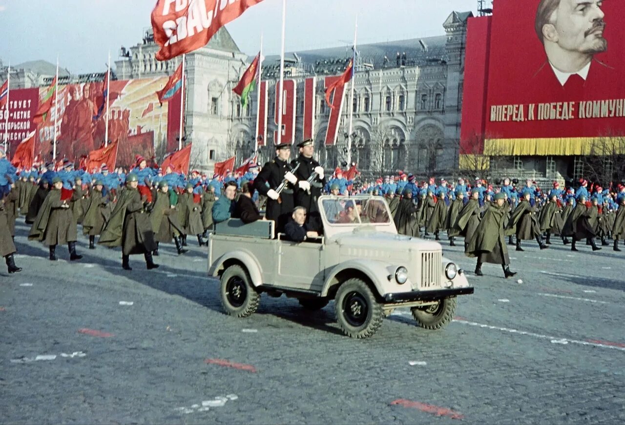 Парад Победы 1965. Парад Победы 1967 года в Москве. Парад на красной площади 1967. Парад Победы в СССР 1975. Советский союз 7 ноября