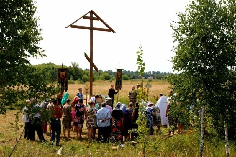Часовня в вильфранше. Салтановка сквер. Погода салтановка брянская. Салтановка сквер. Салтановка.