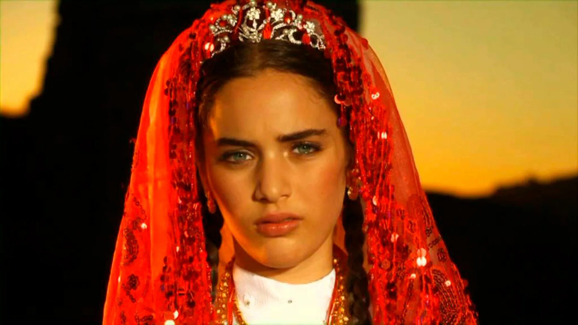 Маленькая невеста на турецком. Чагла шимшек турецкая актриса. Маленькая невеста зехра. Маленькая невеста зехра. Маленькая невеста зехра.