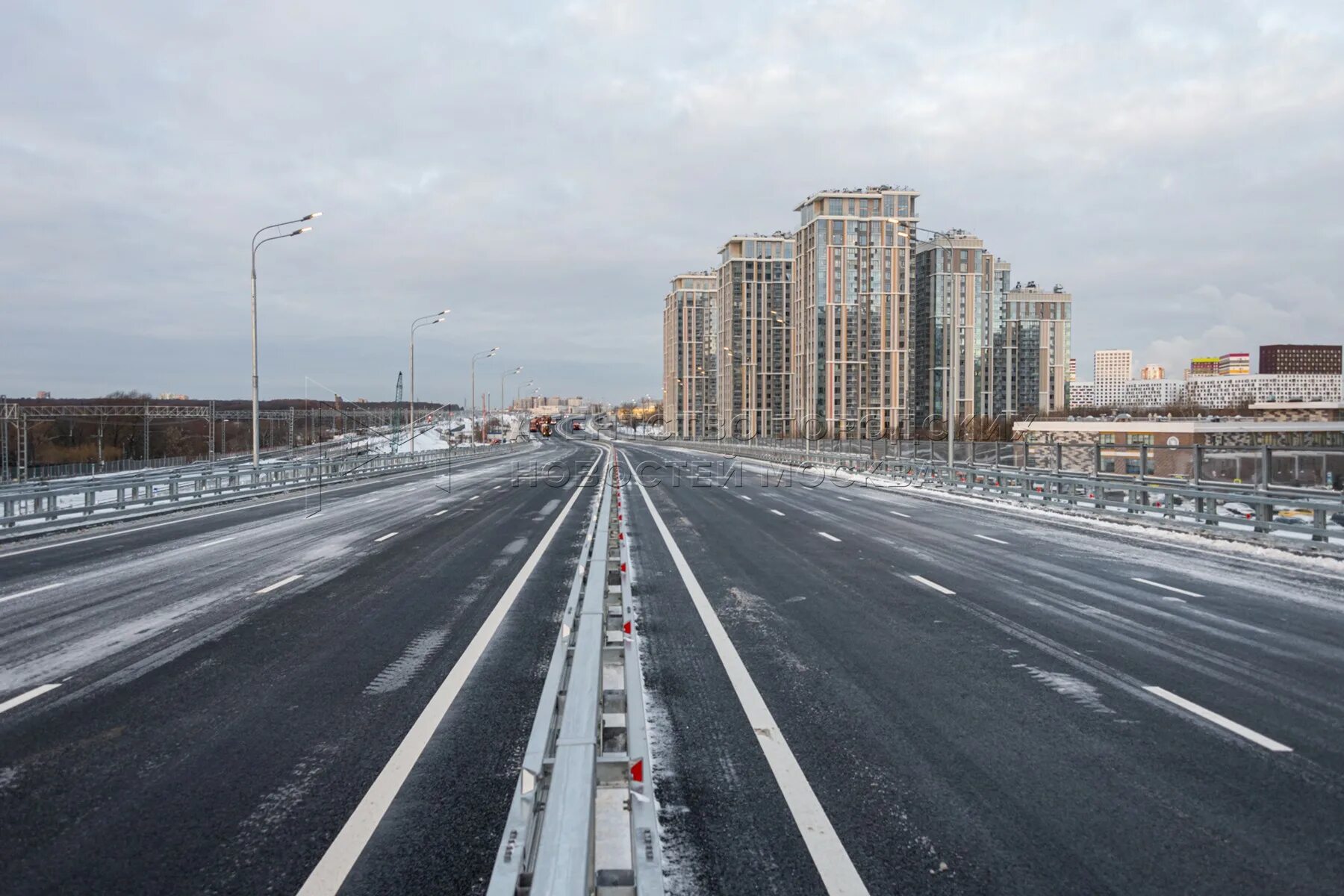 Мос км. Северо-Восточная хорда Москва 2022. Эстакада свх Ботанический сад. Северо-Восточная хорда Ботанический сад лайф. Лухмановская улица – Зенинское шоссе.