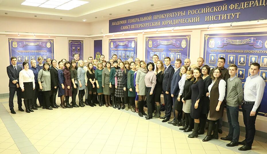 удостоверение о повышении квалификации врача. повышение квалификации медработников спб. профессия сестринское дело. информация для медицинских работников. переквалификация медиков.