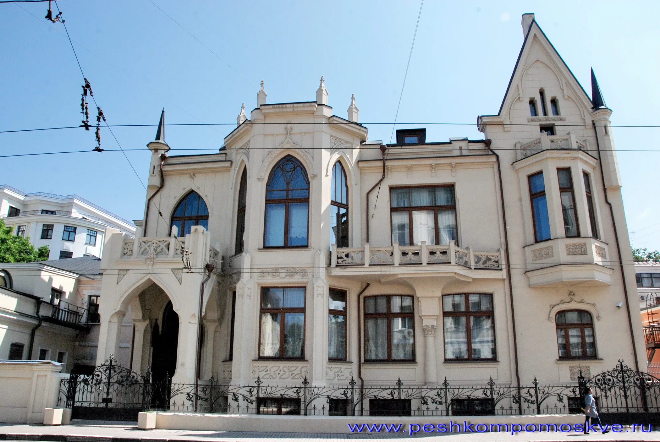 Особняк Святополк-Четвертинского на поварской