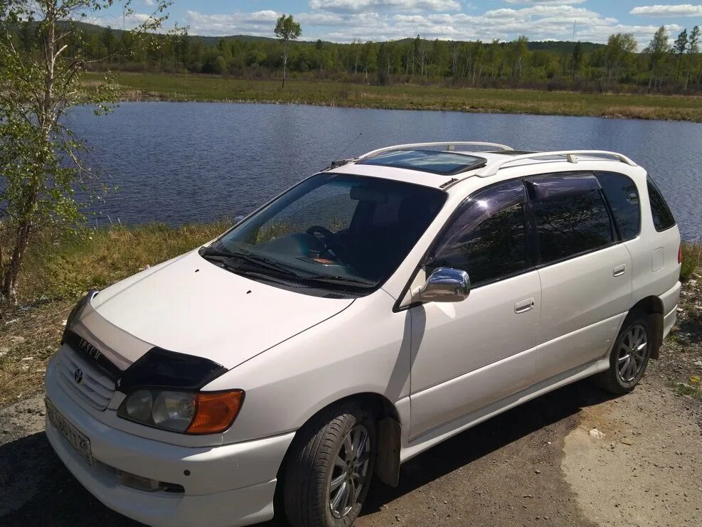 Toyota ipsum 1998. Toyota ipsum 2015. Тойота Ипсум 1999 года. Тойота Ипсум 2.0.