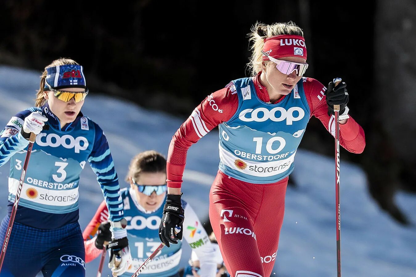 Лыжные гонки среди женщин