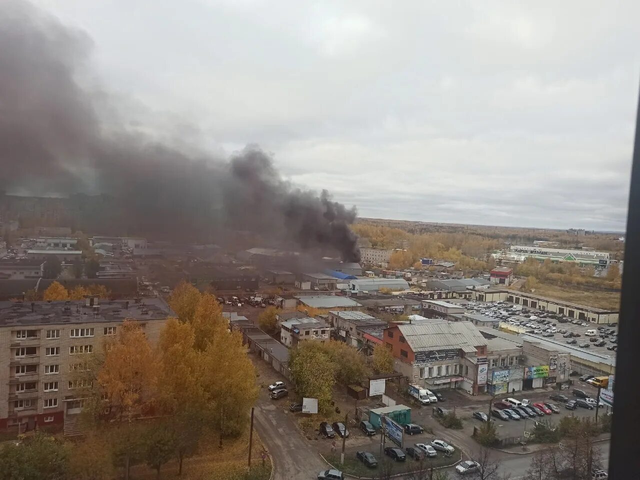 Киров пожар. Пожар Киров сейчас. Пожар в Кирове вчера. Киров сейчас. Новости кирова сегодня свежие события