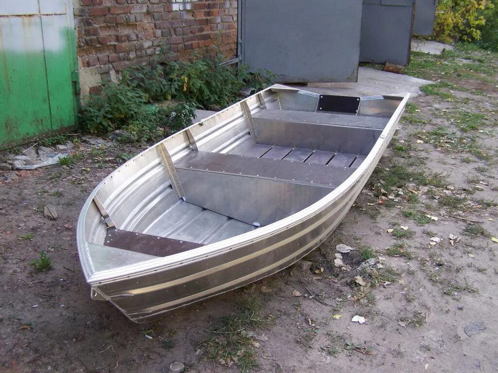 Моторная лодка тактика 460. Алюминиевая моторная лодка бу. Лодка алюминиевая сварная 3м. Лодка вельбот 430. Алюминиевая моторная лодка бу.