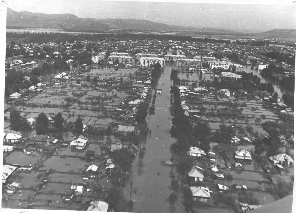 Веко абакан. Абакан 1969. Наводнение в Абакане в 1969. Наводнение Улан-Удэ 1993. Наводнение в Абакане в 1969 году фото.