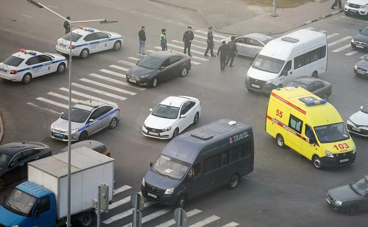 Нападение на чечню. Нападение на полицейских в Чечн. Нападение на сотрудника в Грозном. Полиция Грозный.