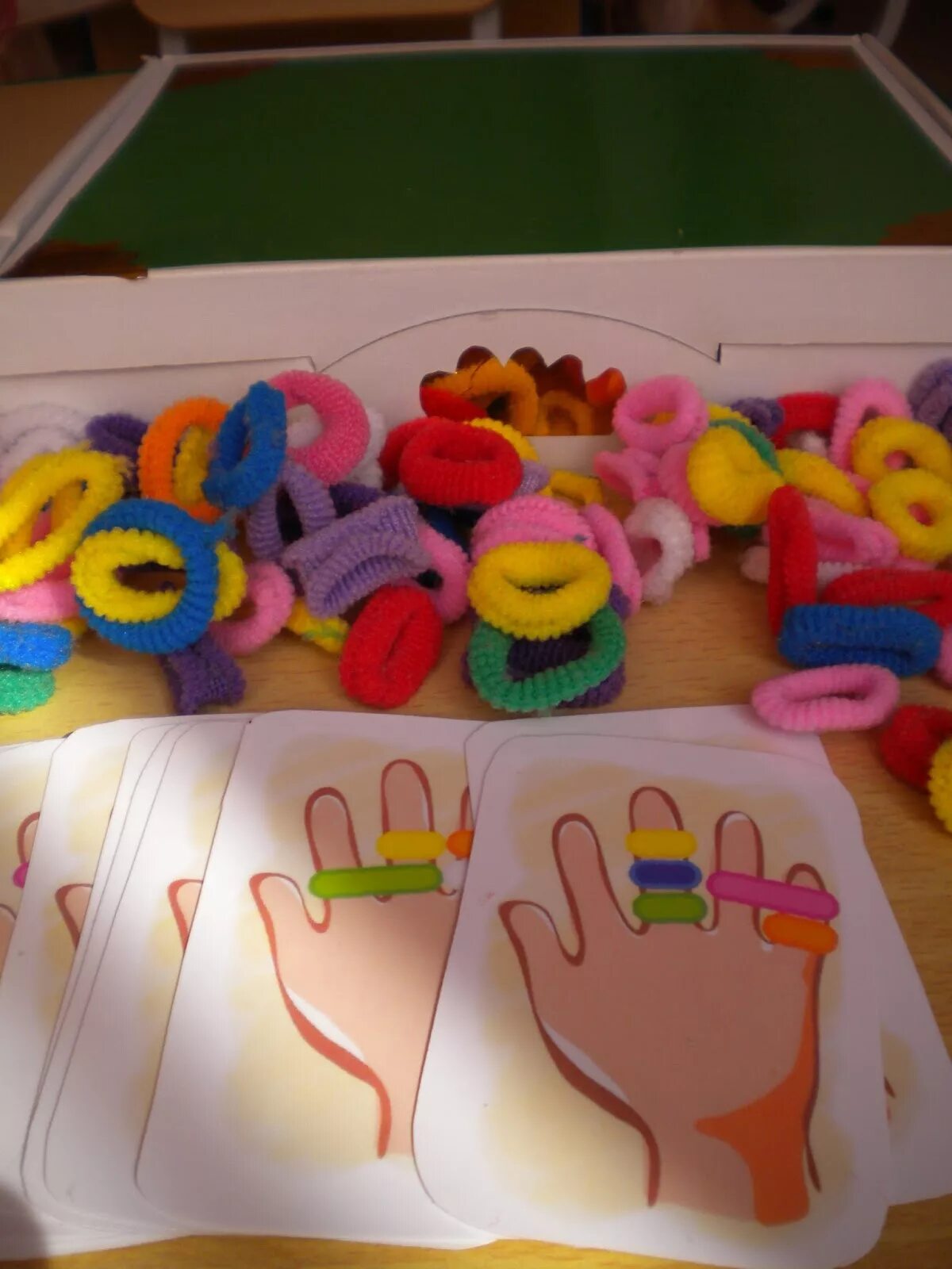 сенсорика для детей. пособия мелкой моторики. пособия мелкой моторики. пособия для мелкой моторики. карточки для развития мелкой моторики.