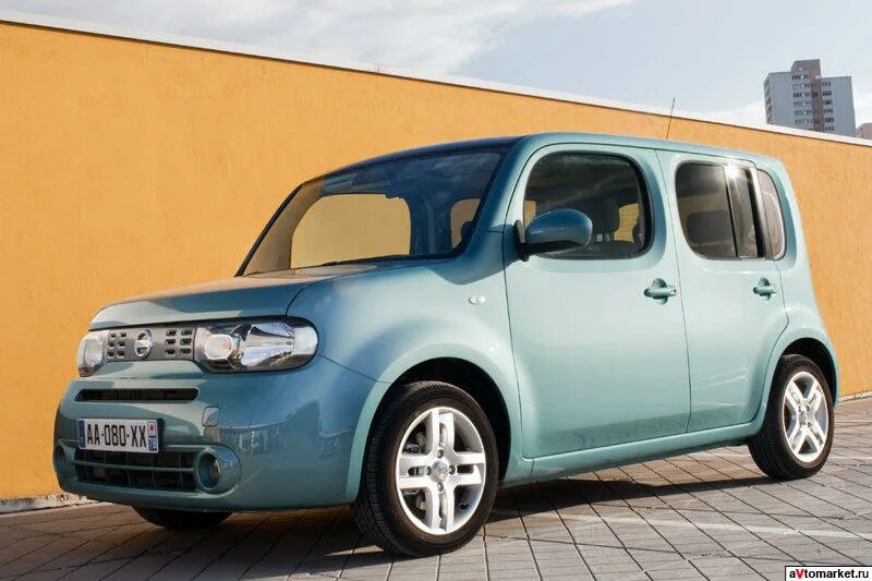 Купить б/у Nissan Cube II (Z11) 1.4 AT (98 л.с.) бензин автомат в Ростове-на-Дон
