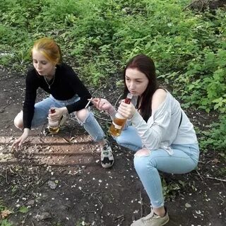 Пьяные бабы на даче
