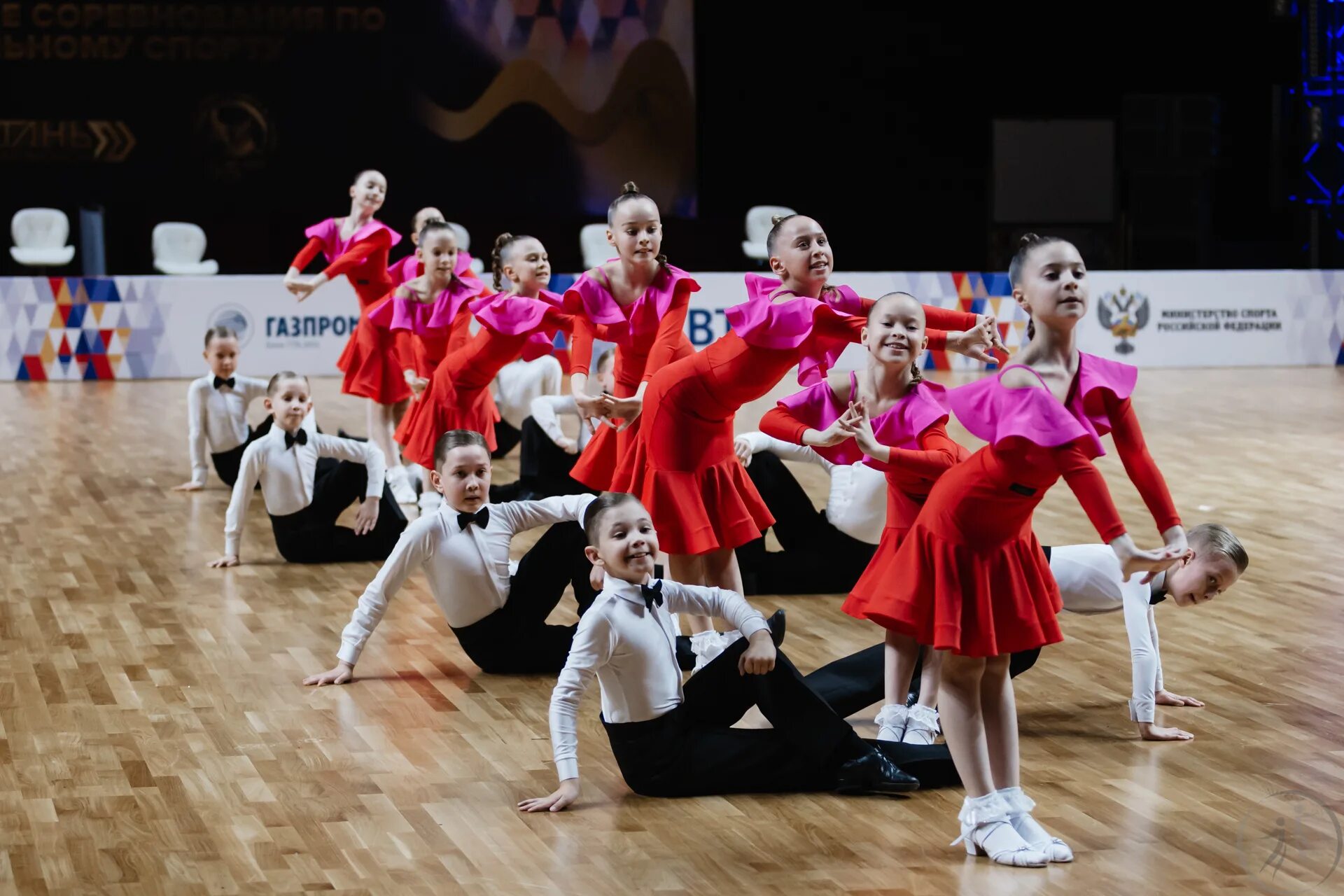 ФТСАРР танцевальный спорт. Латина ансамбль. Федерация танцевального спорта Пермского. Ансамбль спортивного бального Москва. Ис фтсарр начинающие