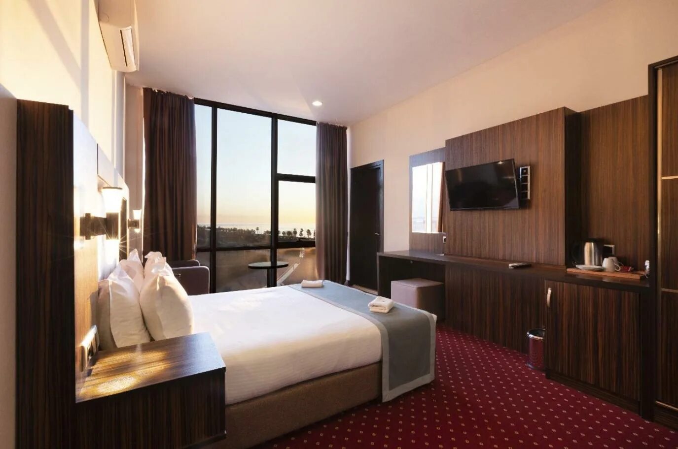 Radisson blu hotel batumi. Savanna spa (best western premier batumi ). Sheraton batumi hotel 5. Шератон батуми спа. Le meridien batumi.