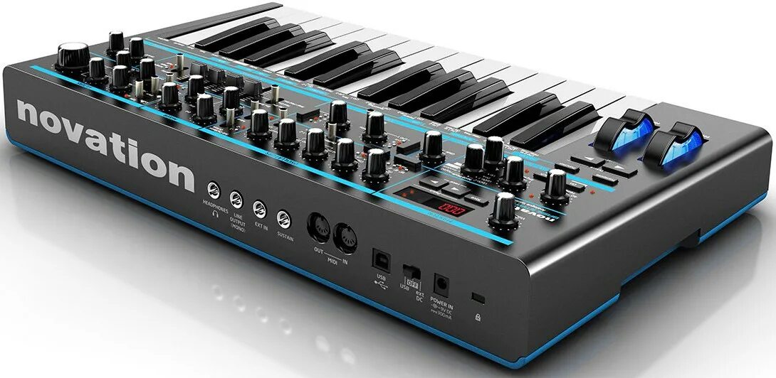 Station 2 animal. Синтезатор Novation Bass Station II. Novation Bass Station 1. Синтезатор Novation Mininova. Novation mono Station.