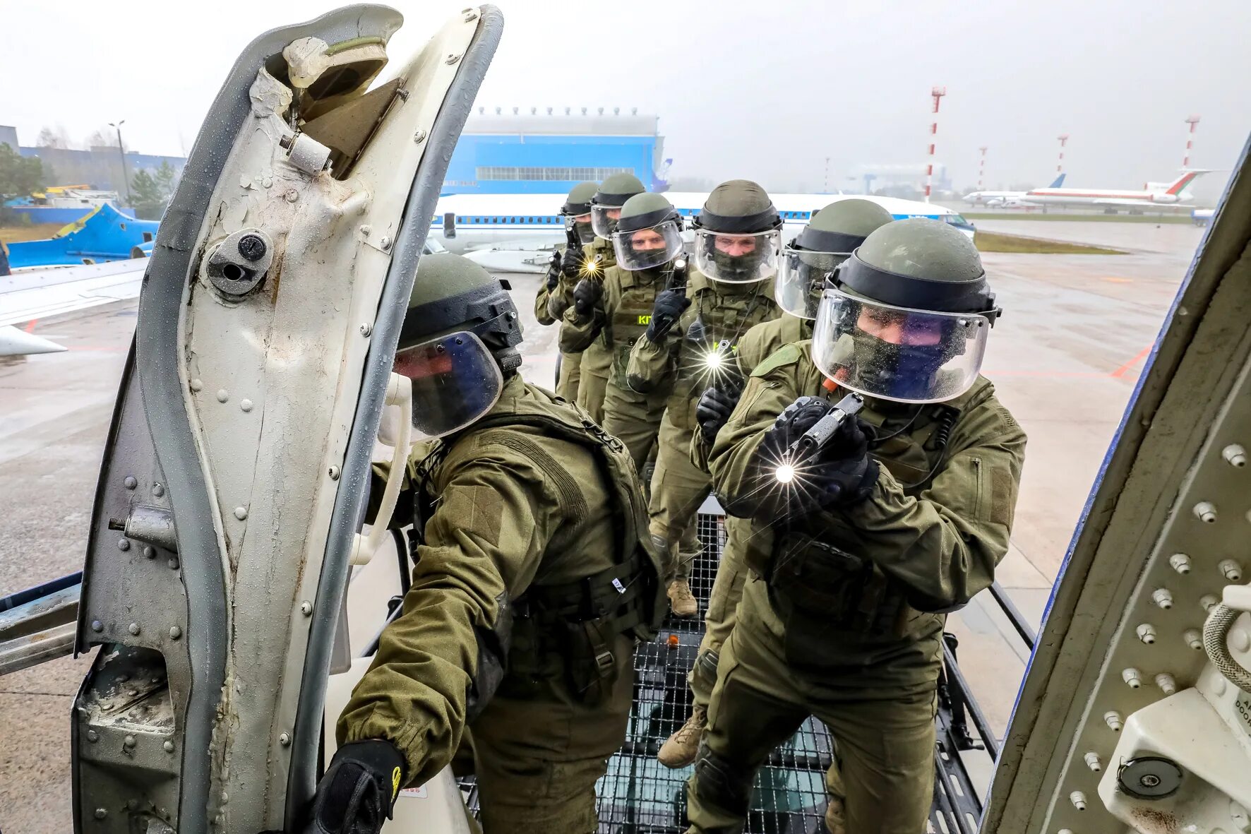 Спецназ альфа кгб. Знак альфа кгб беларуси. Спецназ альфа кгб. Спецназ кгб белоруссии. Спецназ кгб беларуси.