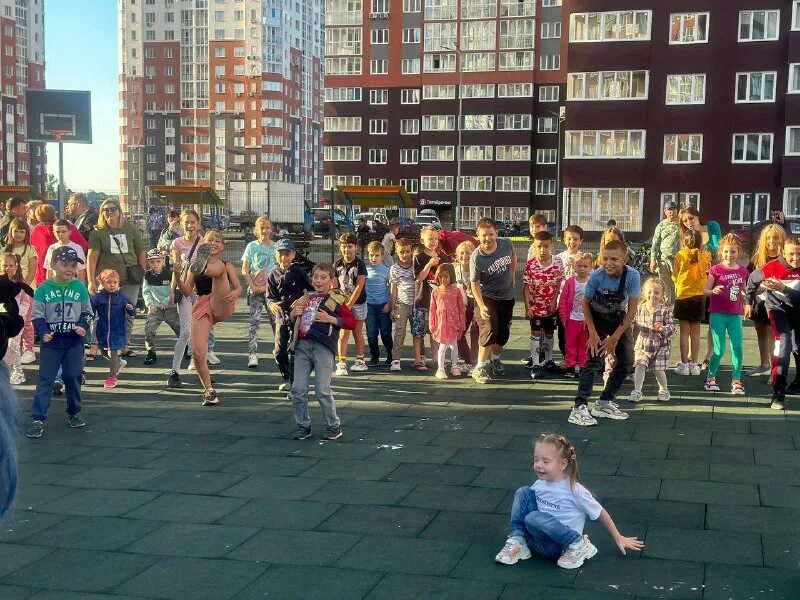 день жк. район новое измайлово. жк вавилово. сысоева 2 хабаровск. первый николаевский екатеринбург.