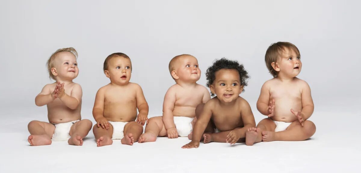 Улыбка новорожденного. Can baby. Baby we can see. Благородный ребенок. Baby we can see.