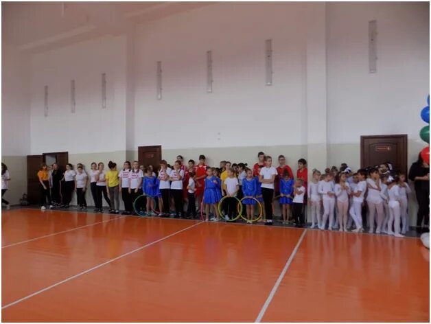 Мкоу лицей поселок медногорский. Мед лицей. Лицей 1 п добринка. Лицей п. Лицей 14.