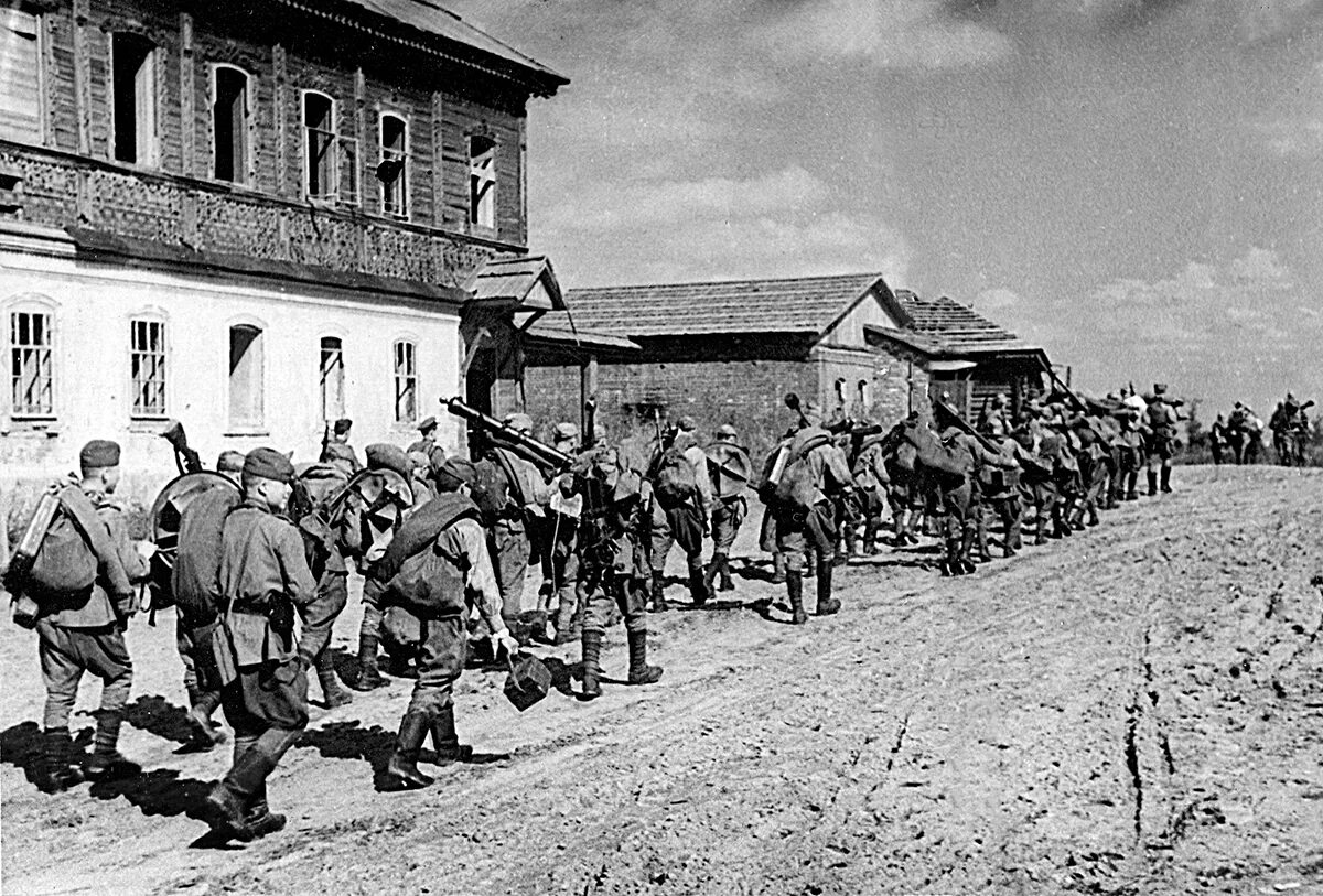 В 1941 году освободили город