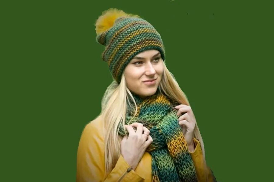 шапка вязаная резинкой. шапка в две нити спицами.