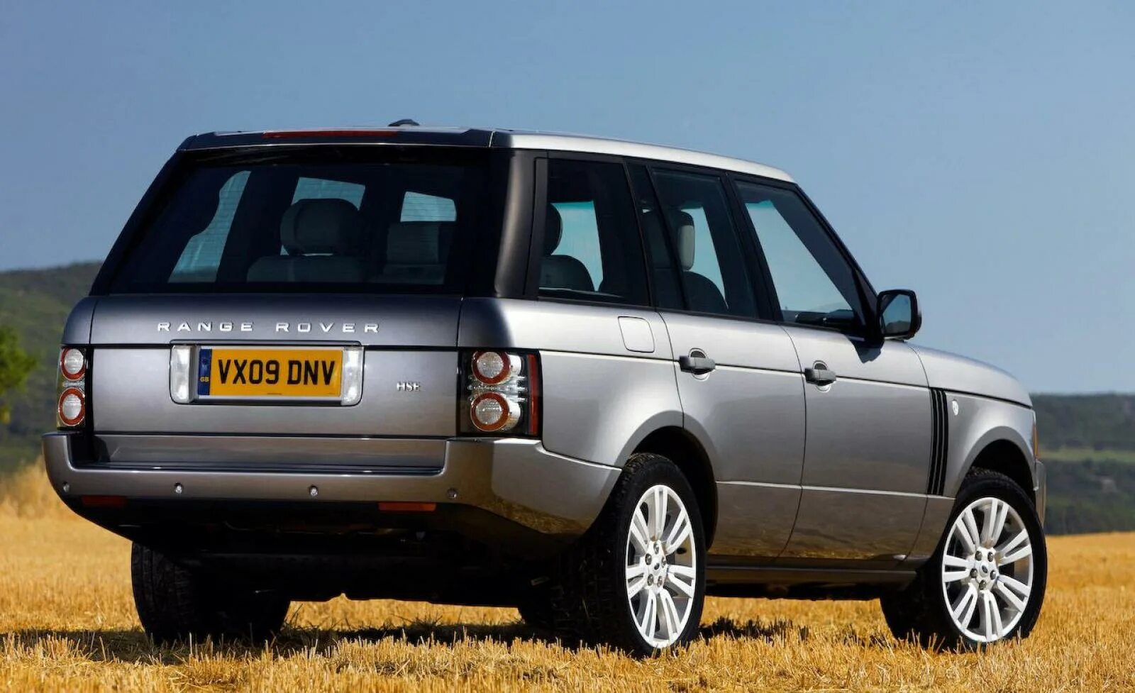 Best rover. Рендж ровер в голубом цвете. Лэнд ровер трэндж рове. Best rover. Range rover 2011.