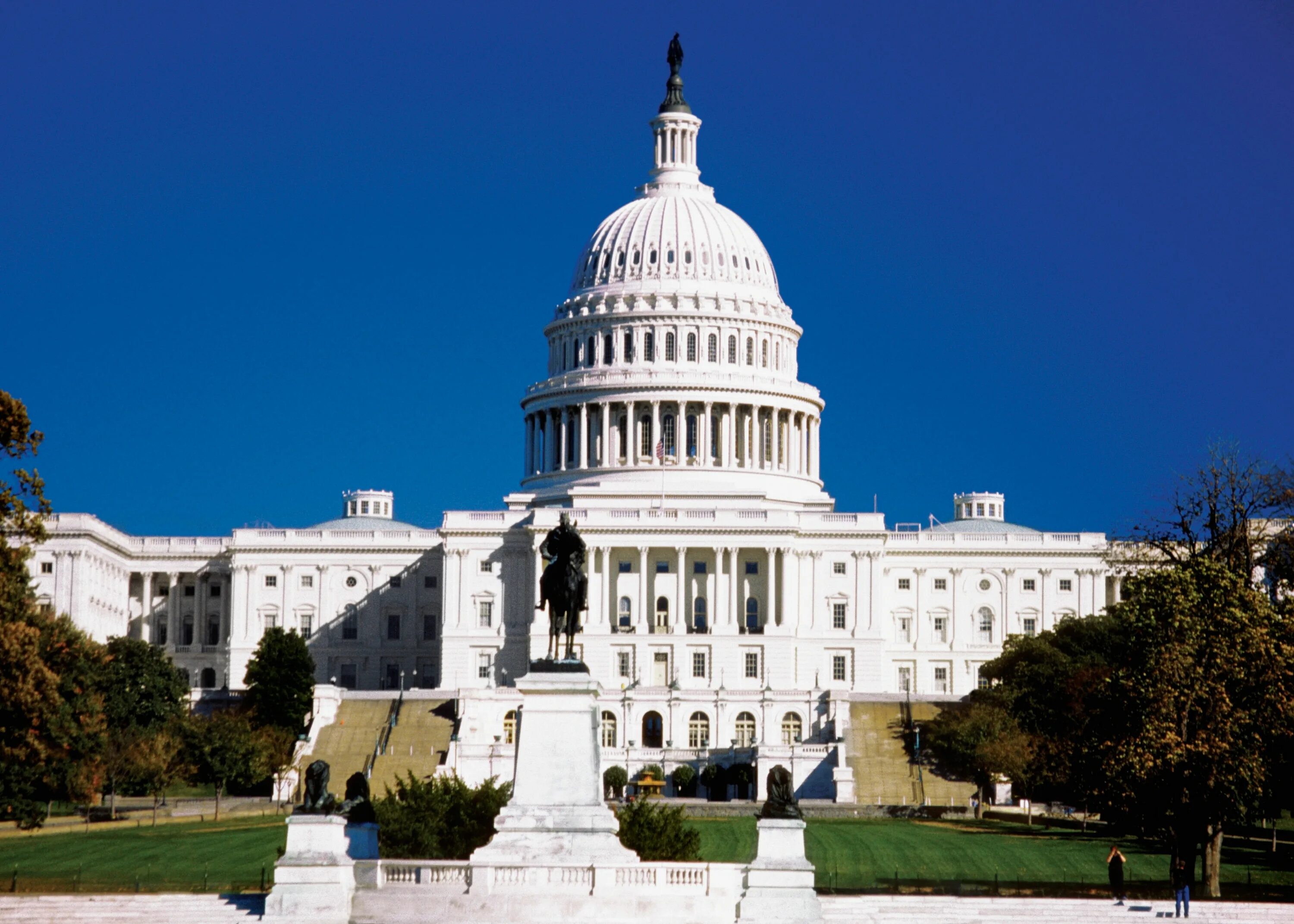 Washington d c is a. Вашингтон Сенат. Вашингтон • США • округ Колумбия. Здание Сената США. Здание конгресса США.