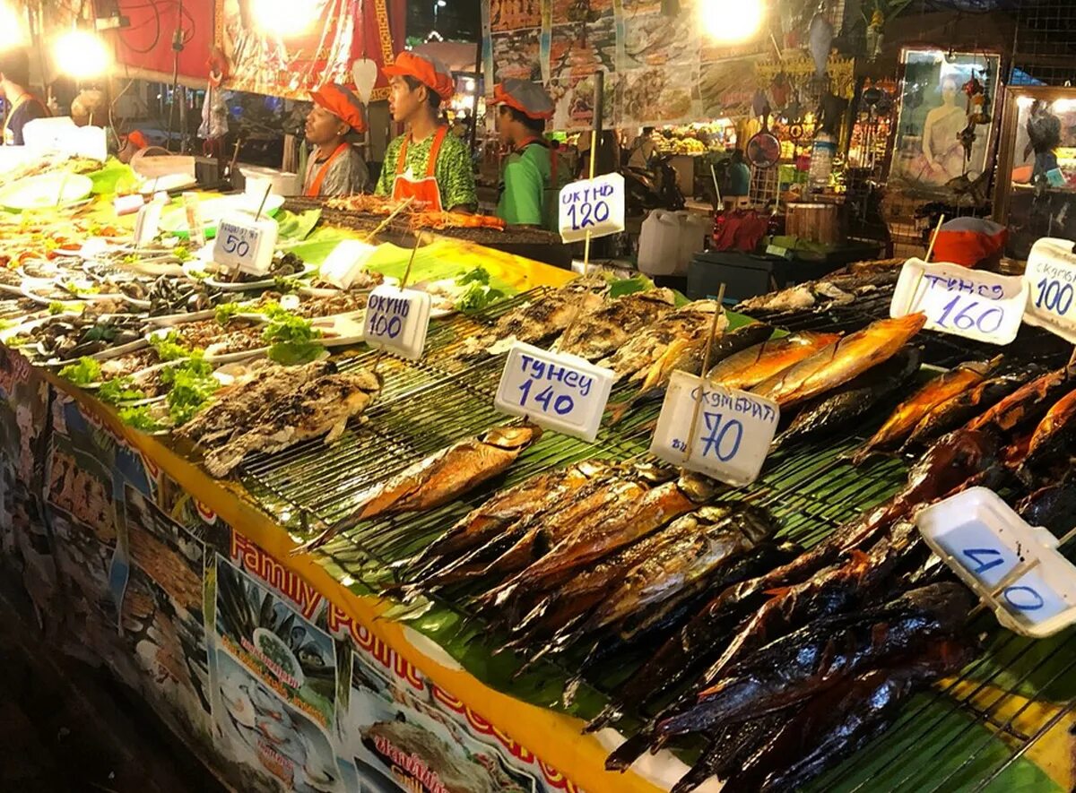 Паттайя где купить. Тайланд Паттайя рынок. Ночной рынок Джомтьен Паттайя. Ночной рынок Тайланд. Тайланд Паттайя ночной рынок.