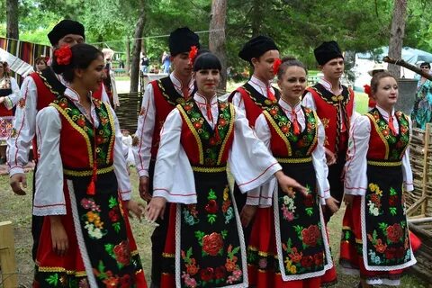 Молдова национальный костюм