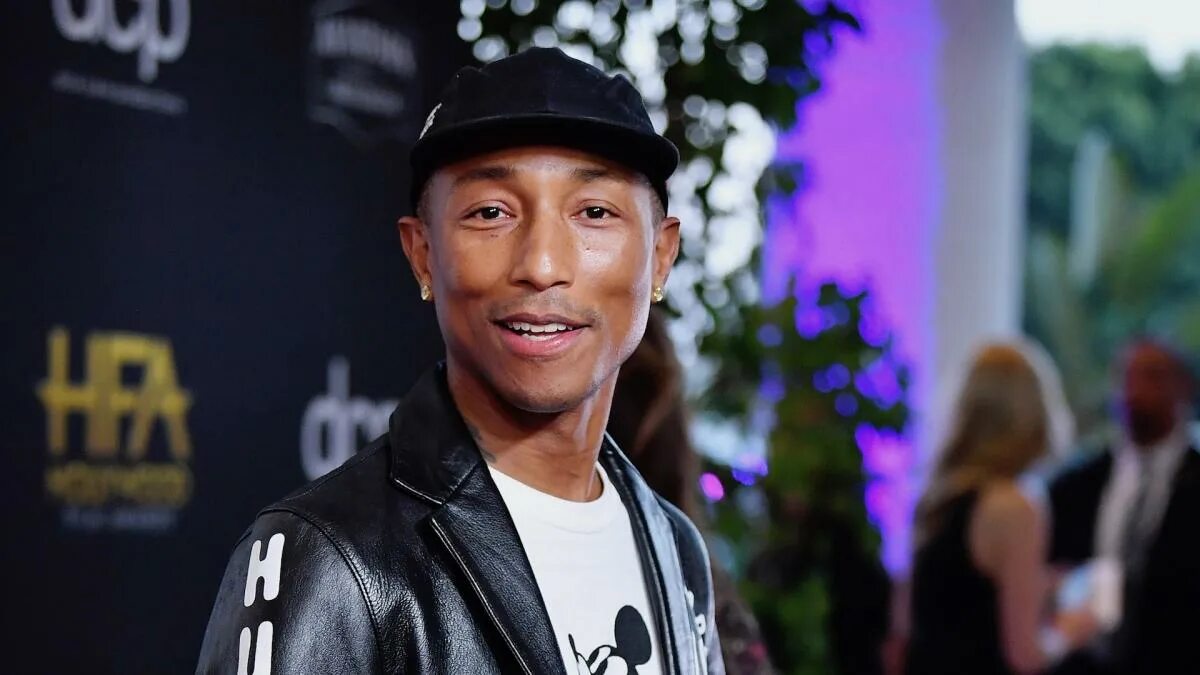 Pharrell williams слушать. Фаррелл уильямс. pharrell williams 2025. pharrell williams 2025. фаррелл уильямс сейчас.