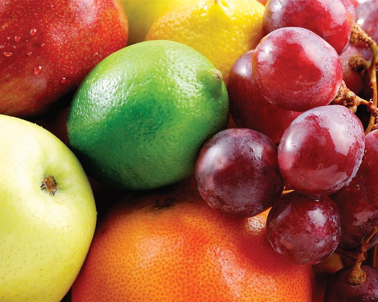 разные плоды и ягоды. разные фрукты. фрукты и ягоды. разные плоды и ягоды. овощи, фрукты, ягоды.