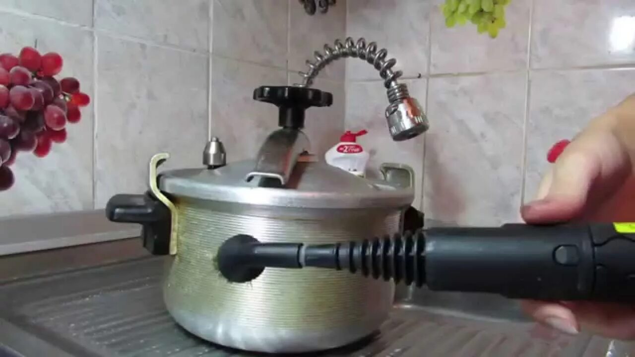 Karcher sc 5 easyfix iron пароочиститель. Что делает парогенератор. Что делает парогенератор. Karcher sc 2 easyfix premium. Sc 4 easyfix.