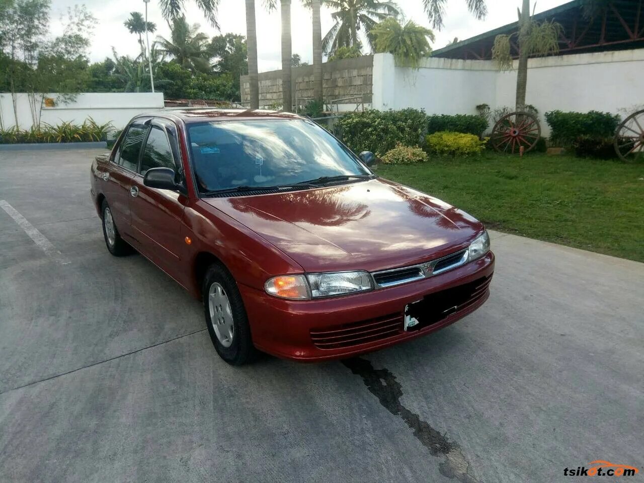 Mitsubishi 1994. Mitsubishi Lancer 1994. Мицубиси Лансер 1994. Мицубиси Лансер 1994г. Mitsubishi Lancer 1993.