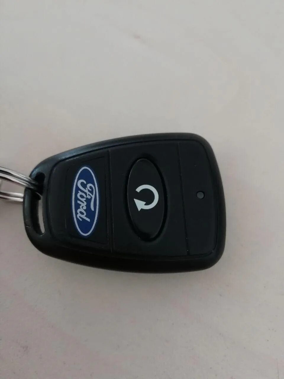 Штатный брелок форд с мах. Батарейка 2020 на брелок форд транзит. Брелок ford fusion. Форд фьюжн брелок. Брелок форд фьюжн.