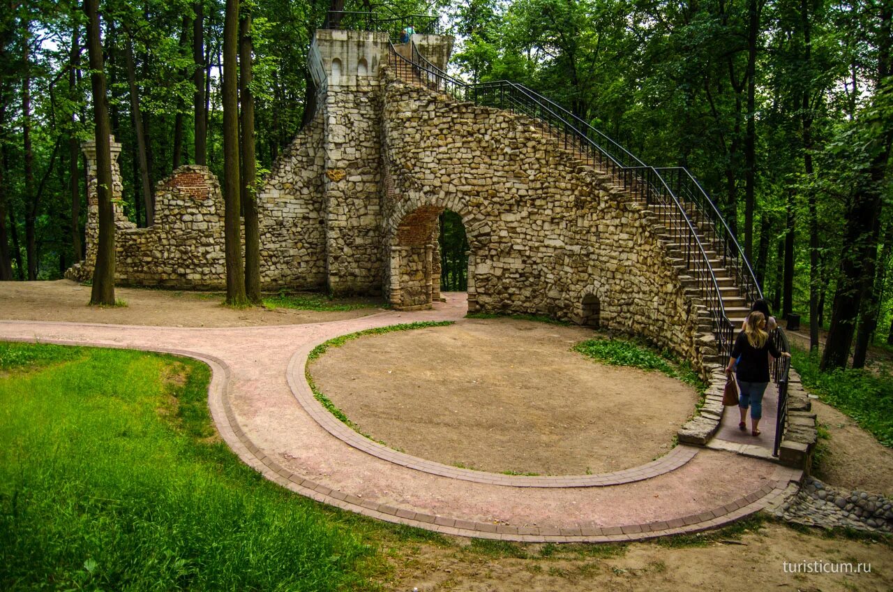 Орехово парк Царицыно. Парк Царицыно холмы. Усадьба Царицыно башня-Руина. Усадьба Кантемиров Царицыно. Царицыно истра