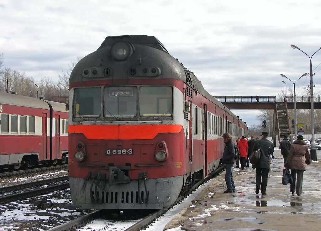 Курсируют ли поезда. Дизель поезд д1 Новомосковск. Узловая 1 депо. Дизель-поезд д1 станция Вязьма. 3 Дизель поезда д1 Узловая.