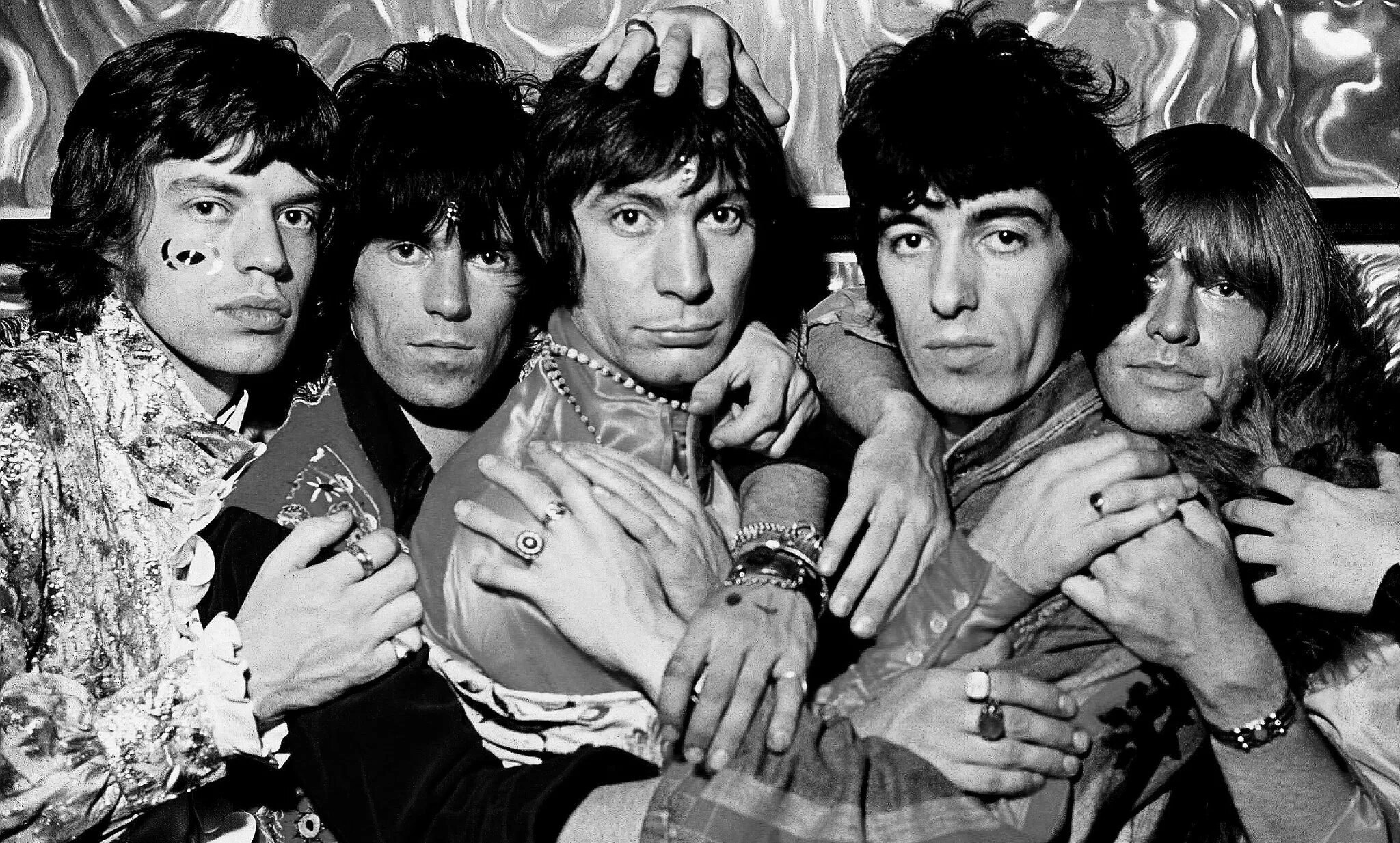 Известные группы 80. Роллинг стоунз 1967. Группа the Rolling Stones 1967. Роллинг стоунз в молодости. Группа the Rolling Stones молодые.