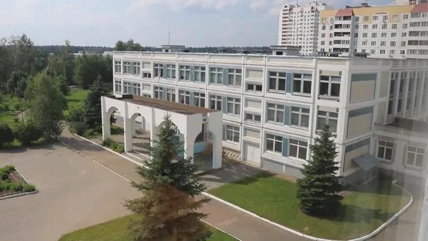 Школа 1 жуков. Школа Жукова Краснознаменск. Четвертая школа в Краснознаменске. Школа номер 4 Краснознаменск.