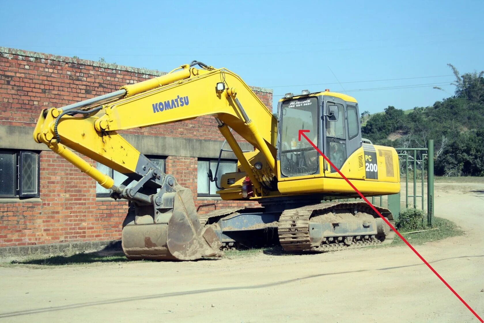 Коматсу 200-7. Komatsu 200-8. Экскаватор komatsu 200. Экскаватор коматсу 200. Комацу 200 экскаватор.
