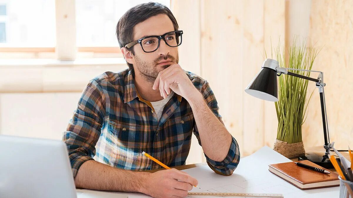 мысли картинки. раздумье. концентрация внимания.