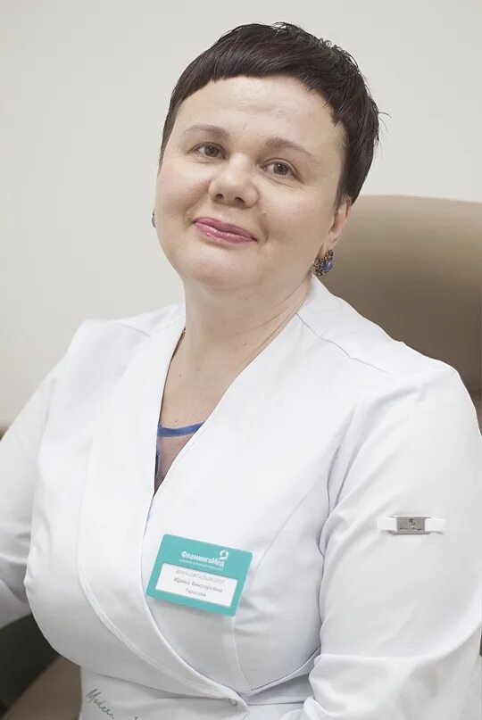 Ирина викторовна тарасова окулист. Областная больница южно-сахалинск офтальмологическое отделение. Окулист мурманск. Комиссарова офтальмолог. Окулист мурманск.