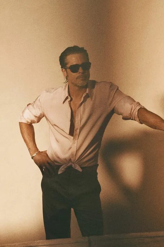 Брэд питт фотосессия gq. Брэд питт 2019. Фотосессия gq брэд питт. Брэд питт фотосессия. Фотосессия gq брэд питт.