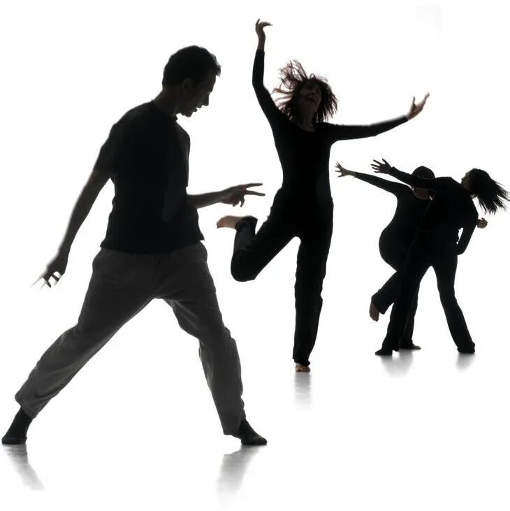 Четко танцуют. Танцующие люди. Двигательная память. Свободный танец. Танцевальные практики.