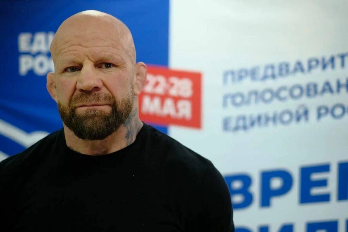 Джефф монсон. Монсон депутат красногорска. Джефф монсон депутат. Американский боец депутат красногорска. Джефф монсон депутат красногорска.