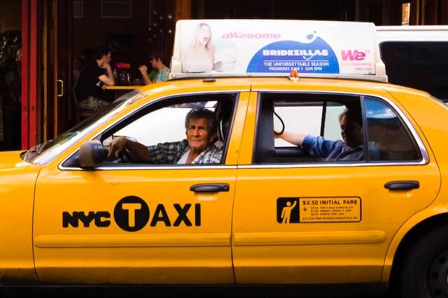 He took a taxi. Такси фото. Английское такси. Молдавское такси. Такси в Мюнхене.