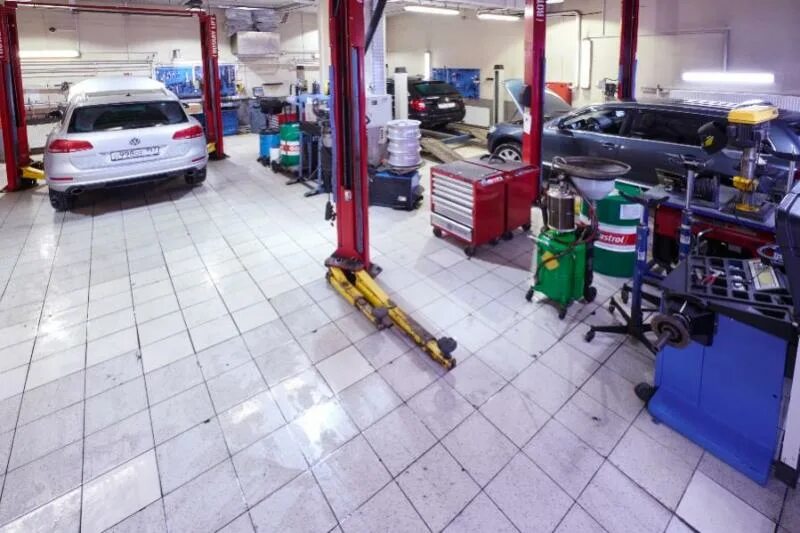 автосервис самообслуживания котлас. автозапчасти круглосуточно. маленький автосервис. автосервис на час. современный автосервис.