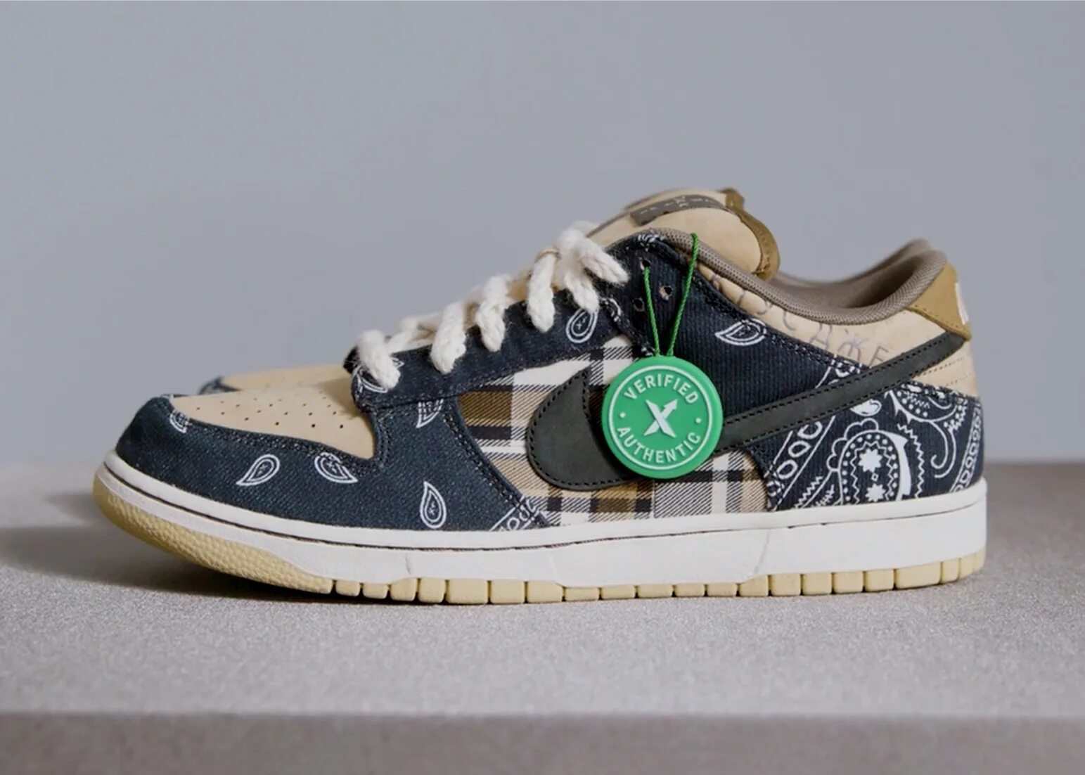 Nike Dunk Travis Scott. Найк Travis Scott Dunk Low. Nike SB Dunk Travis Scott. Nike SB Dunk Low Travis Scott. Найк трэвис скотт оригинал